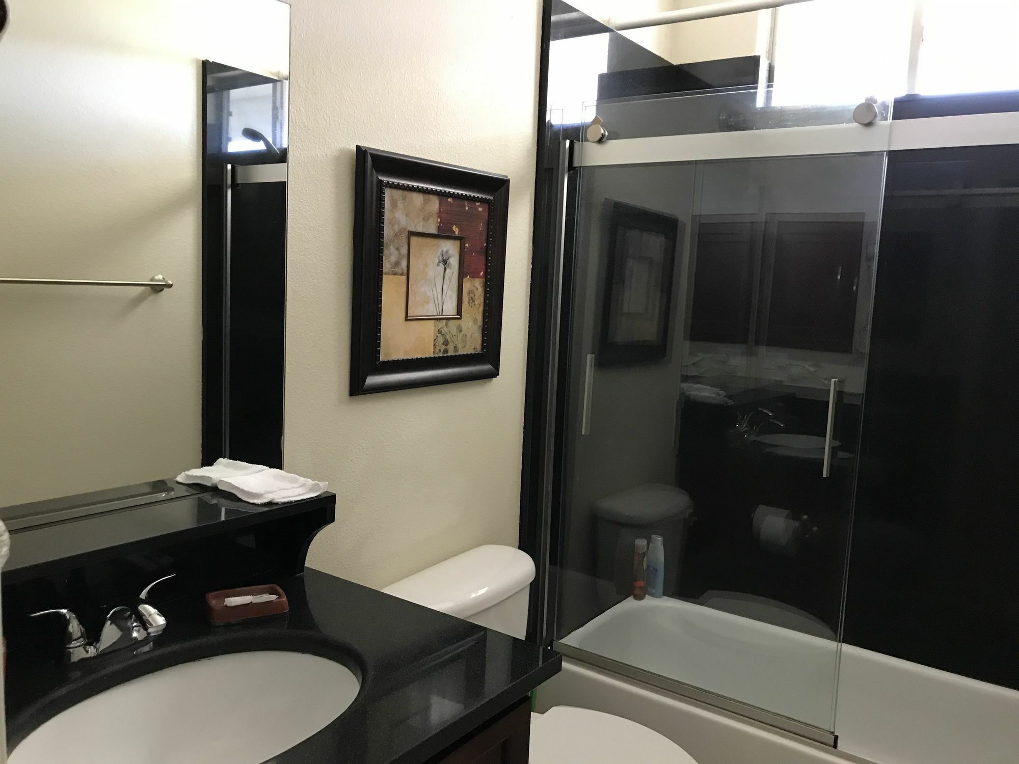 Villa Corporate 2 Bedroom Suite Furnished Condo Хьюстон Экстерьер фото